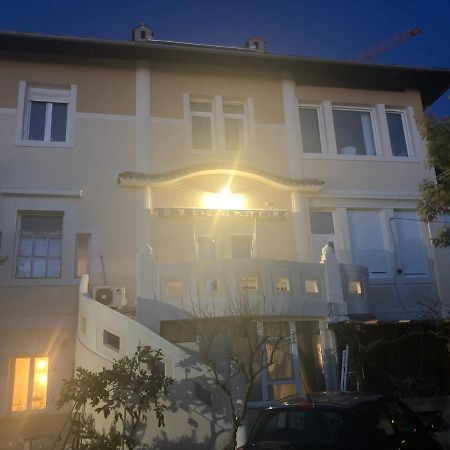 Apartment La Mar Пула Екстериор снимка